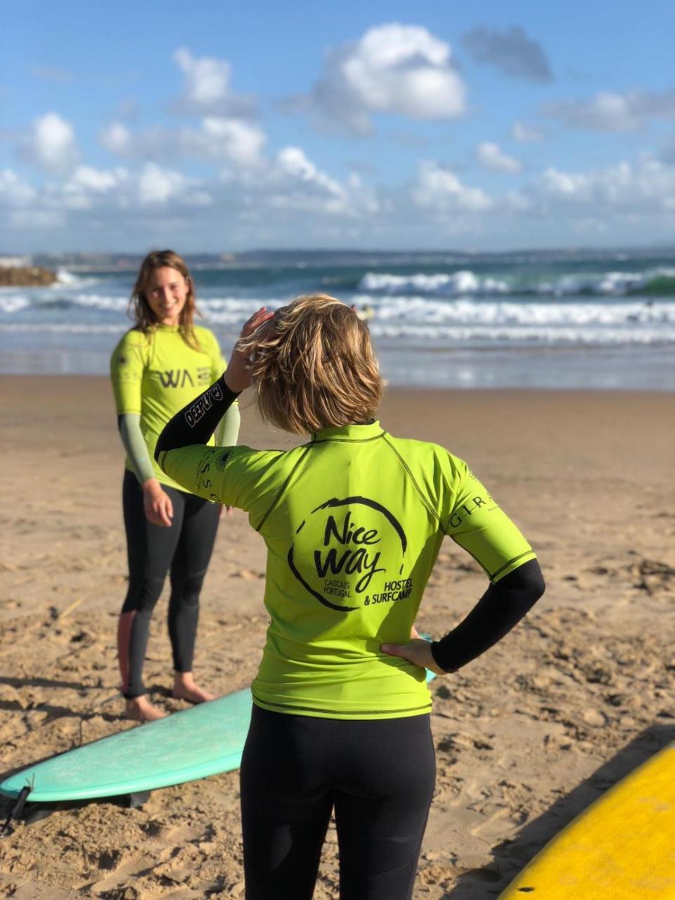 Way & Surf Camp Cascaes